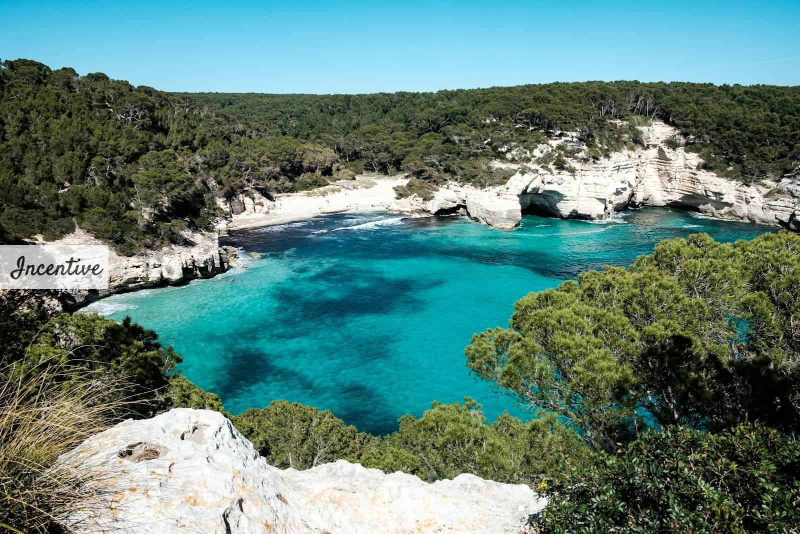 Cómo planificar unas vacaciones sin preocupaciones en Menorca
